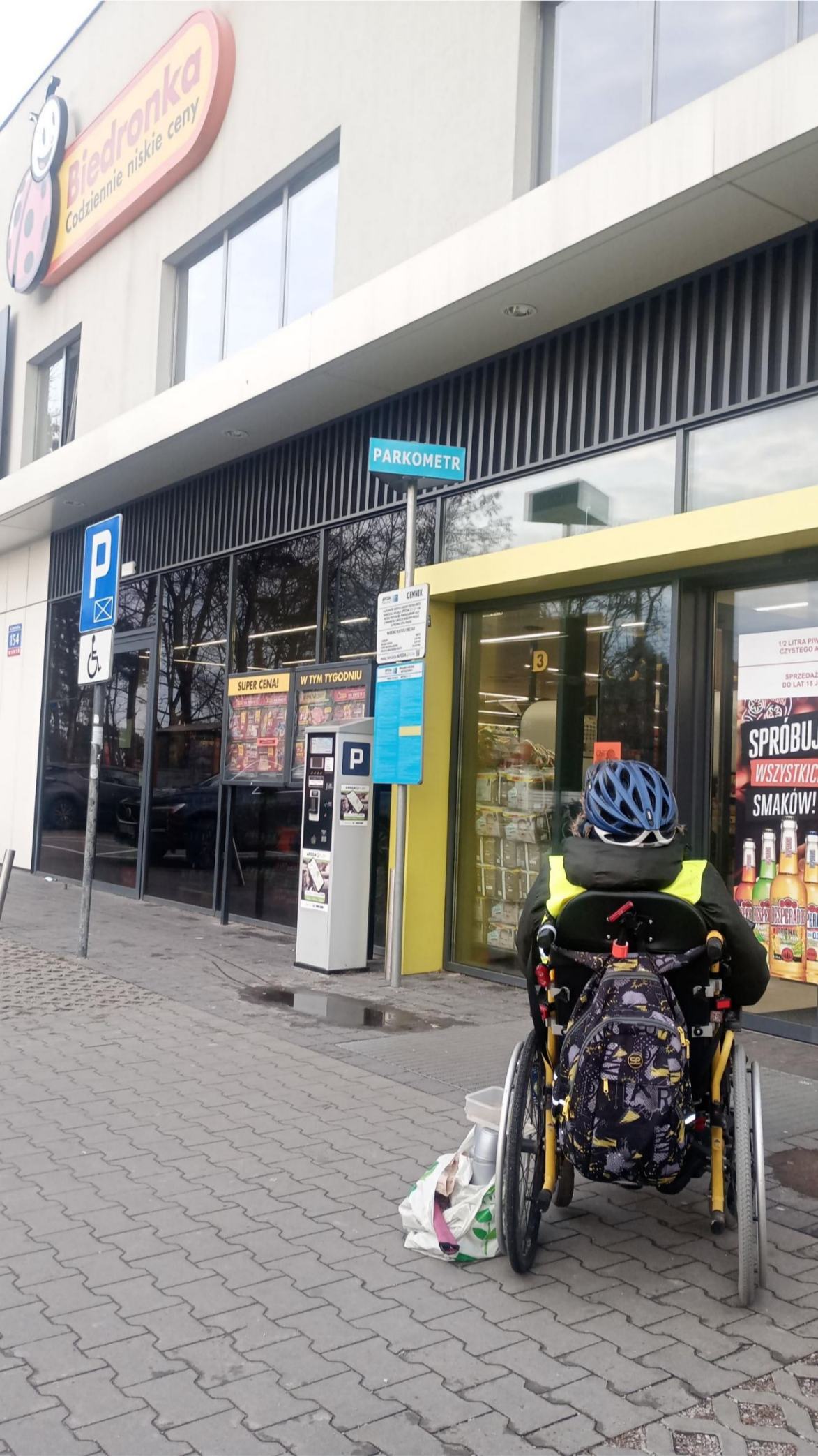 Zdjęcie do wpisu: Zbiórka dla Zbyszka przy Biedronce.